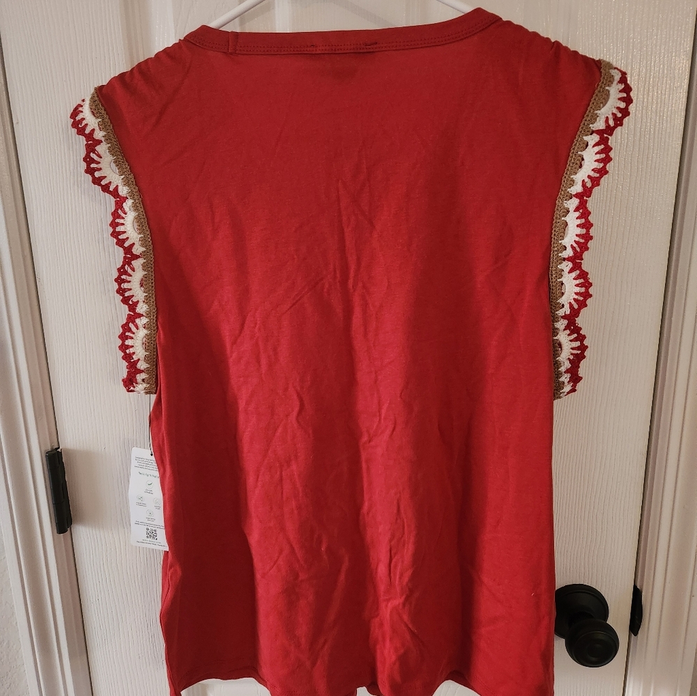 Nautica Red Cream Tank Top with V-Neck - Picture 2 of 3